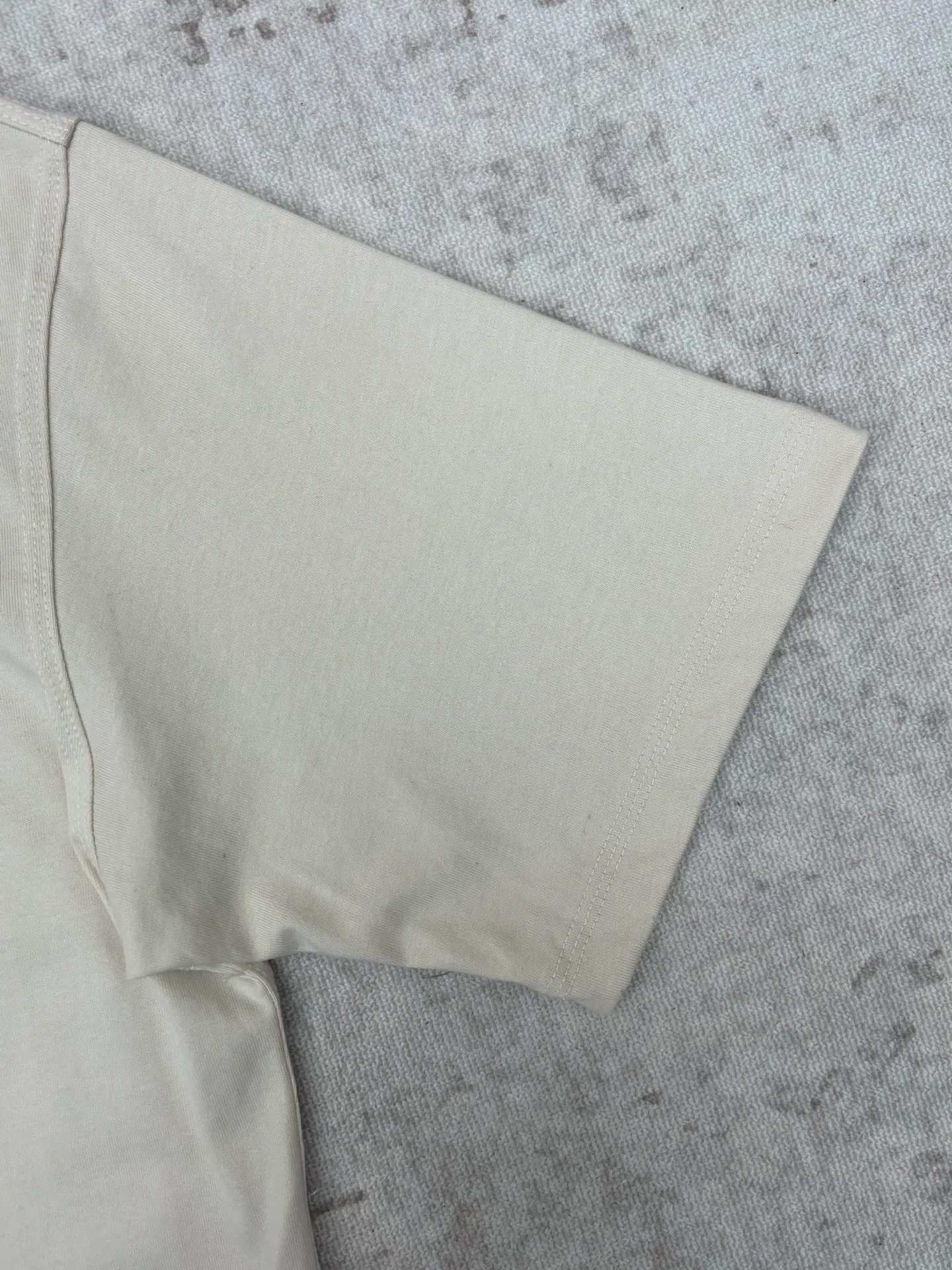 26ss New Arrival T Sizes：S. M. L. XL